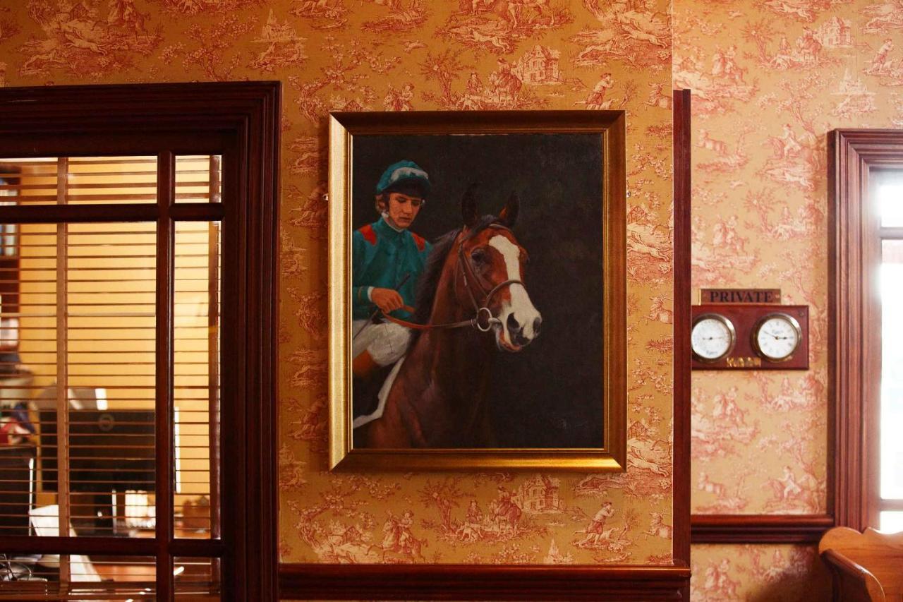 Horse & Jockey Hotel Horse and Jockey Esterno foto